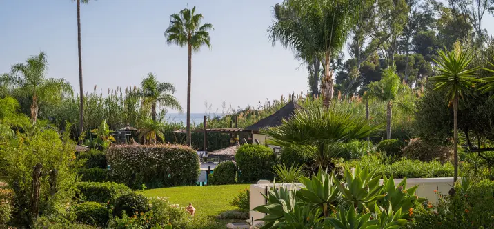 Venta de apartamento en planta baja en Estepona 0