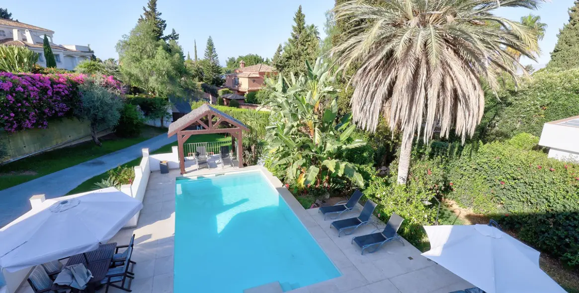 Venta de villa independiente en El Rosario 13