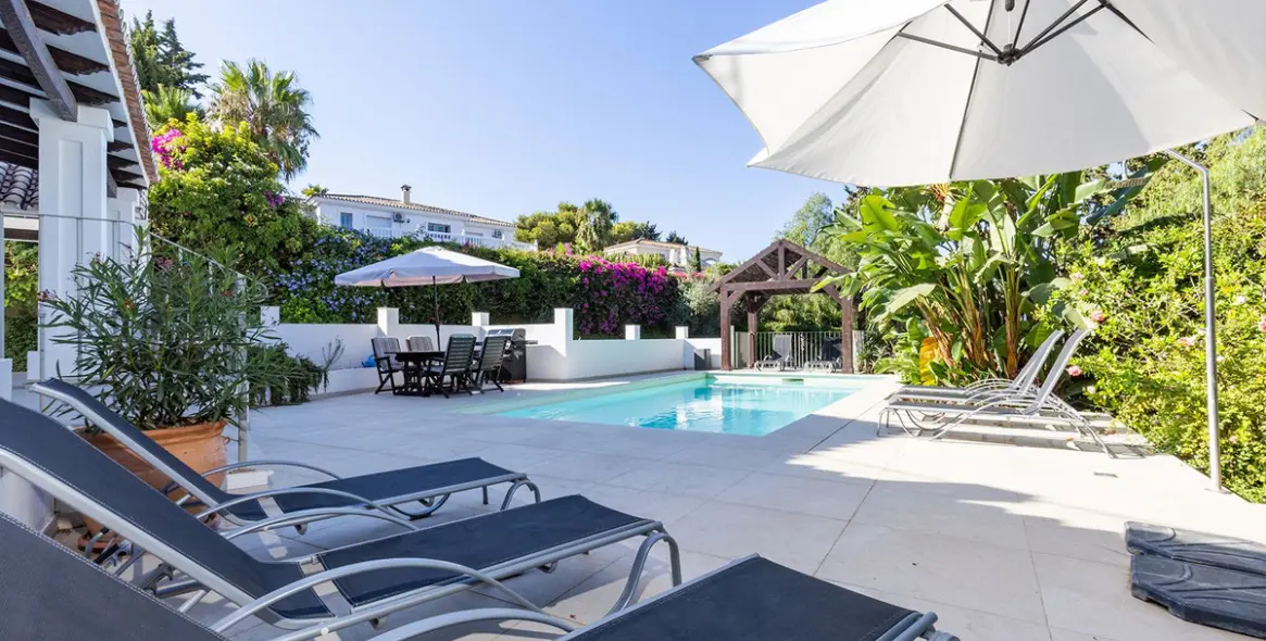 Venta de villa independiente en El Rosario 20
