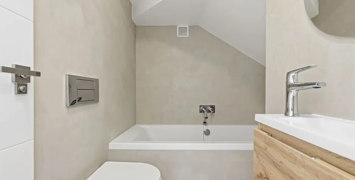 Sale of detached villa in El Rosario 24