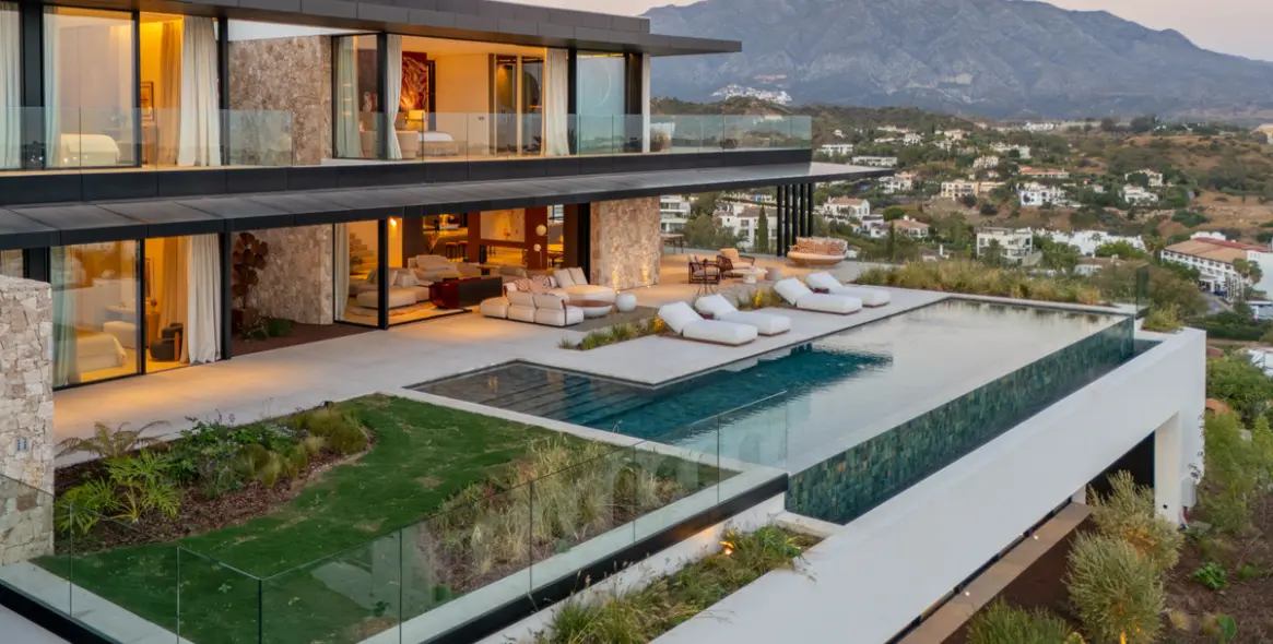 Venta de villa independiente en Marbella 3