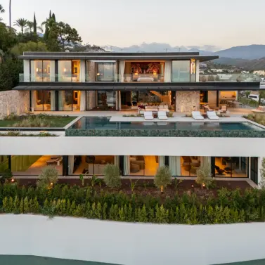 Venta de villa independiente en Marbella