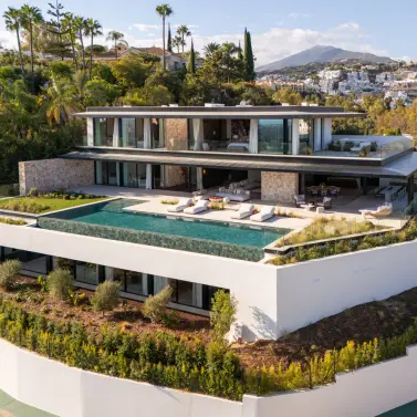 Venta de villa independiente en Marbella