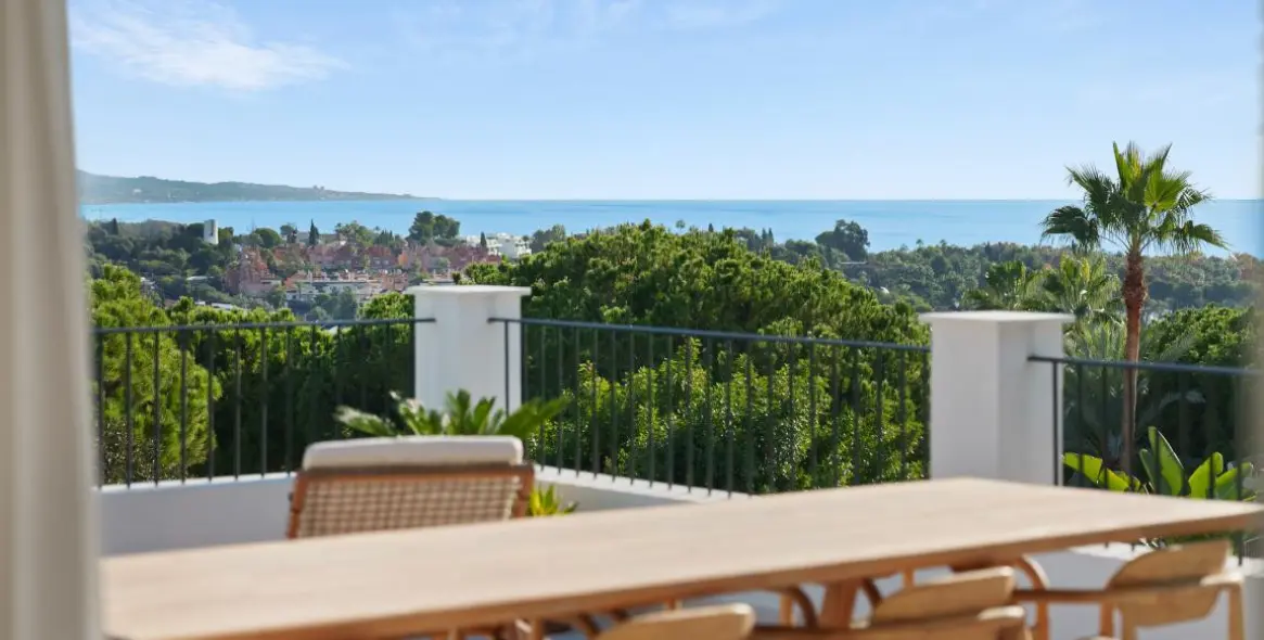 Venta de villa independiente en Nueva Andalucía 4