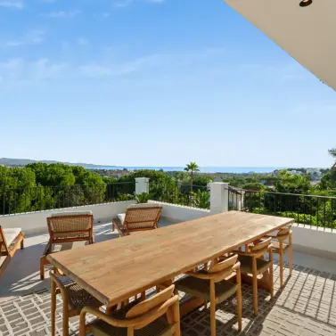 Venta de villa independiente en Nueva Andalucía