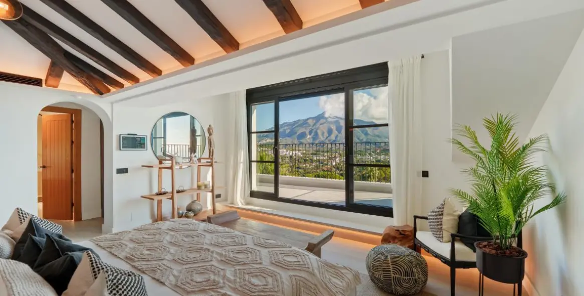 Venta de villa independiente en Nueva Andalucía 17