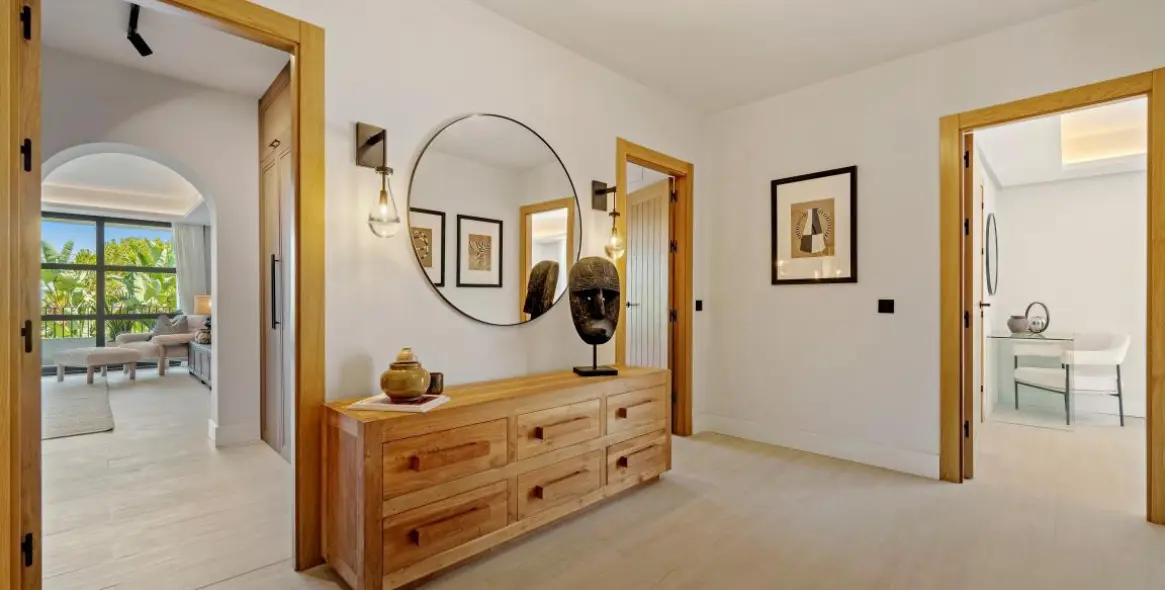 Venta de villa independiente en Nueva Andalucía 26