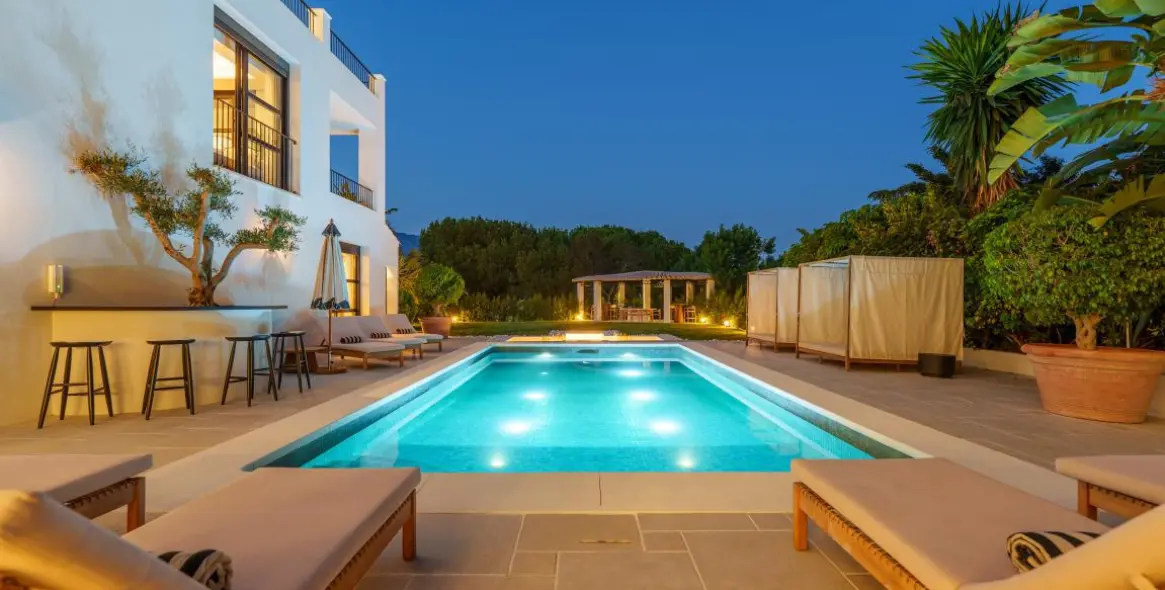 Venta de villa independiente en Nueva Andalucía 44