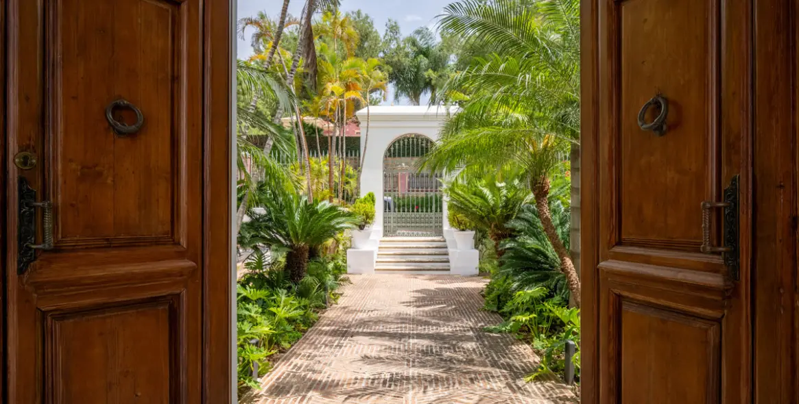 Venta de villa independiente en Sierra Blanca 9