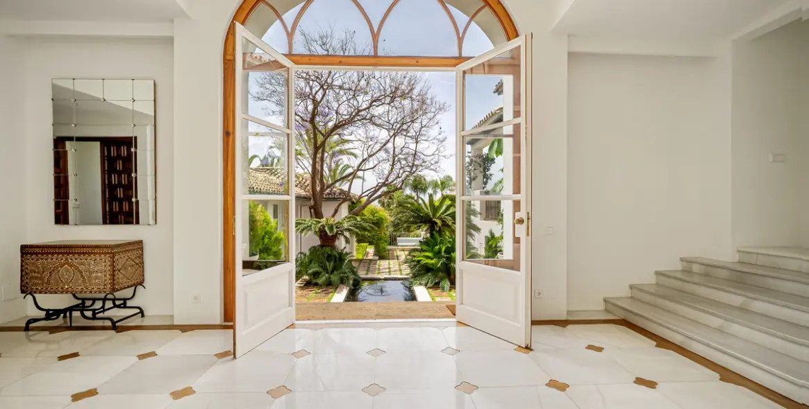 Venta de villa independiente en Sierra Blanca 19