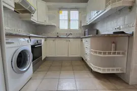 Image 4 thumb