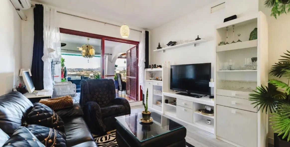 Sale of ground floor apartment in Casares Playa 10