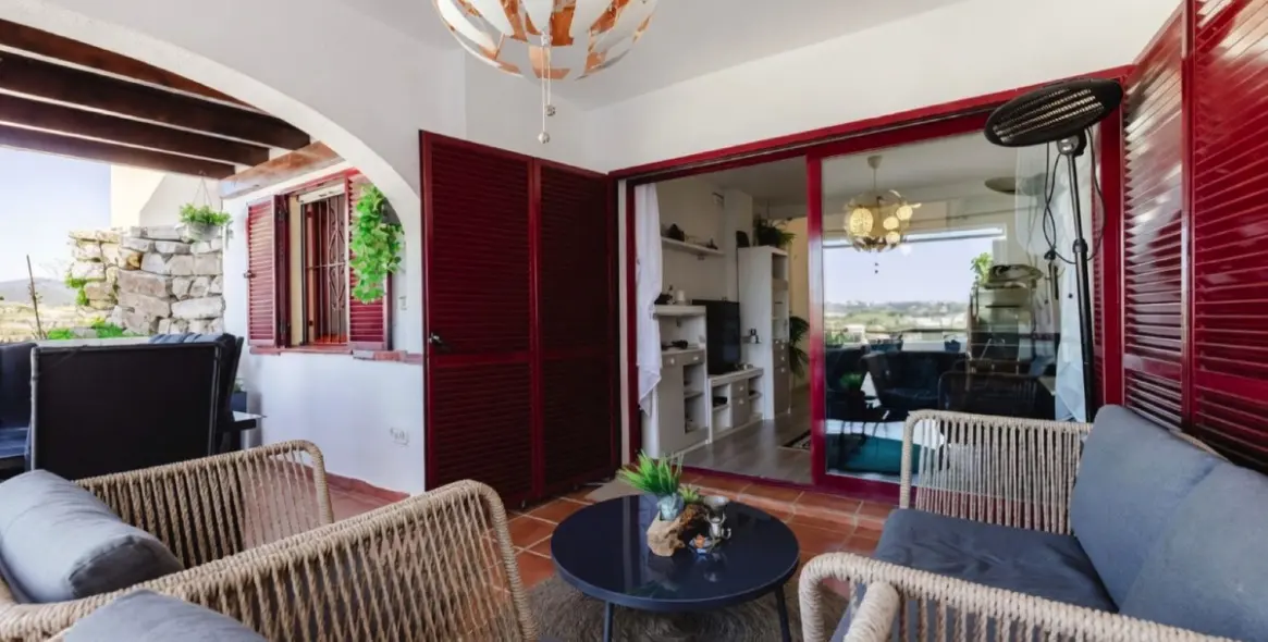 Sale of ground floor apartment in Casares Playa 13