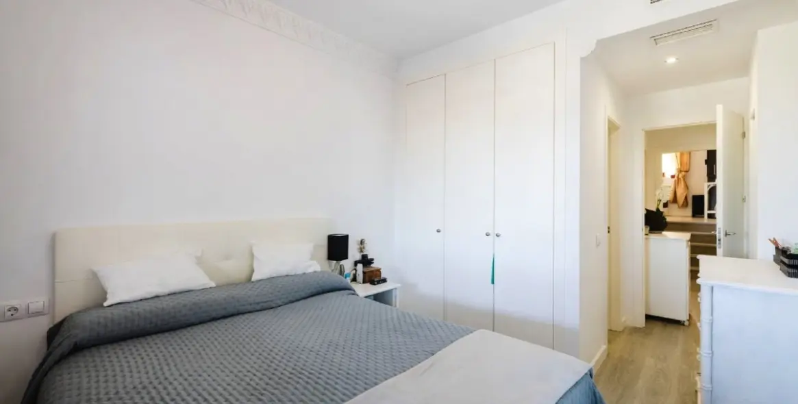 Sale of ground floor apartment in Casares Playa 15