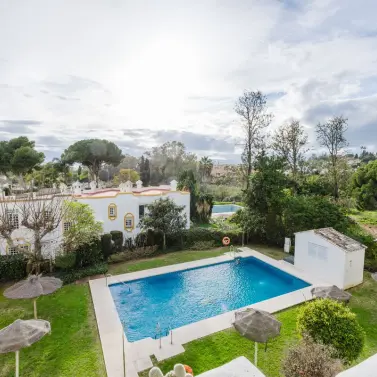 Sale of middle floor apartment in Artola