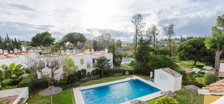 Sale of middle floor apartment in Artola 0