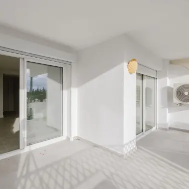 Sale of middle floor apartment in Artola