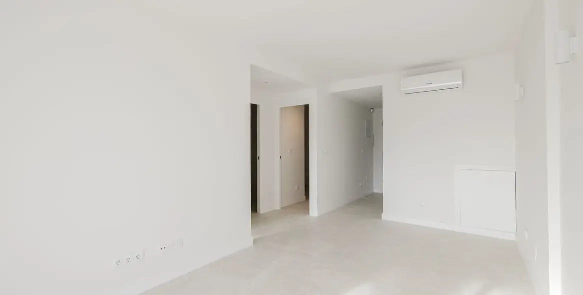 Sale of middle floor apartment in Artola 7