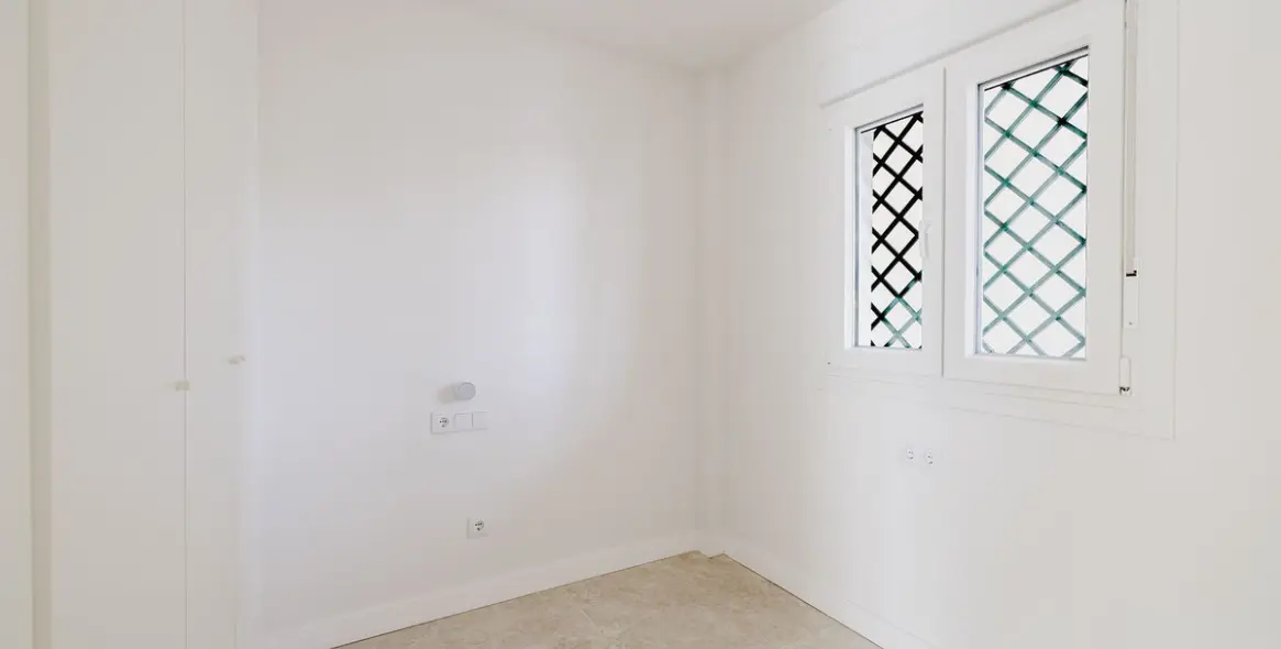 Sale of middle floor apartment in Artola 18