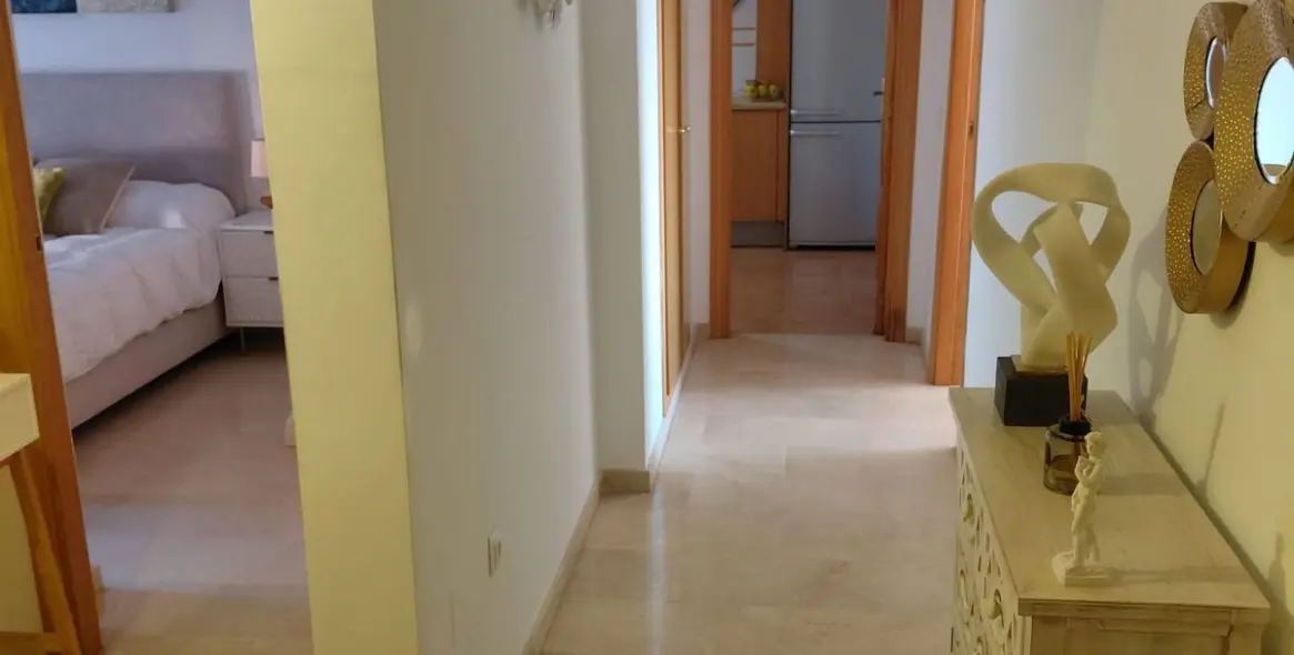 Venta de apartamento en planta baja en Estepona 23