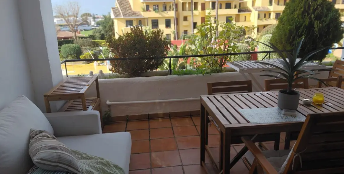 Venta de apartamento en planta baja en Estepona 43
