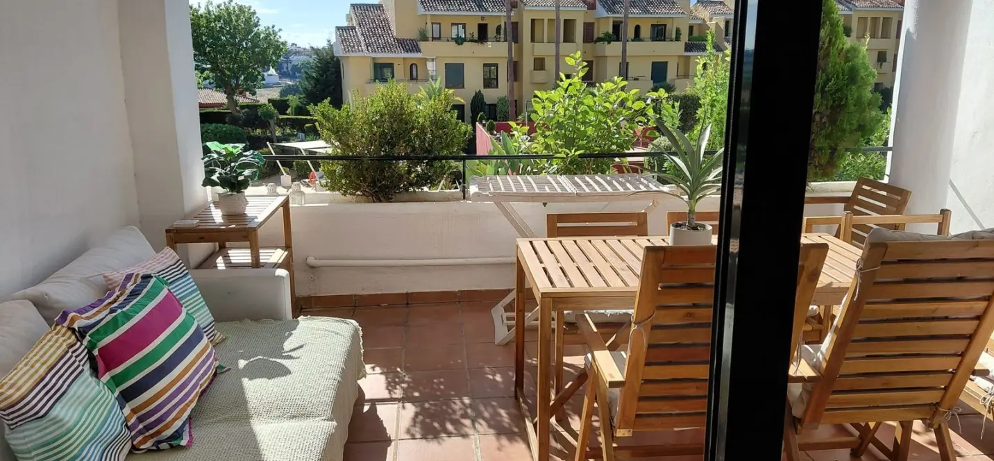 Sale of ground floor apartment in Estepona 3