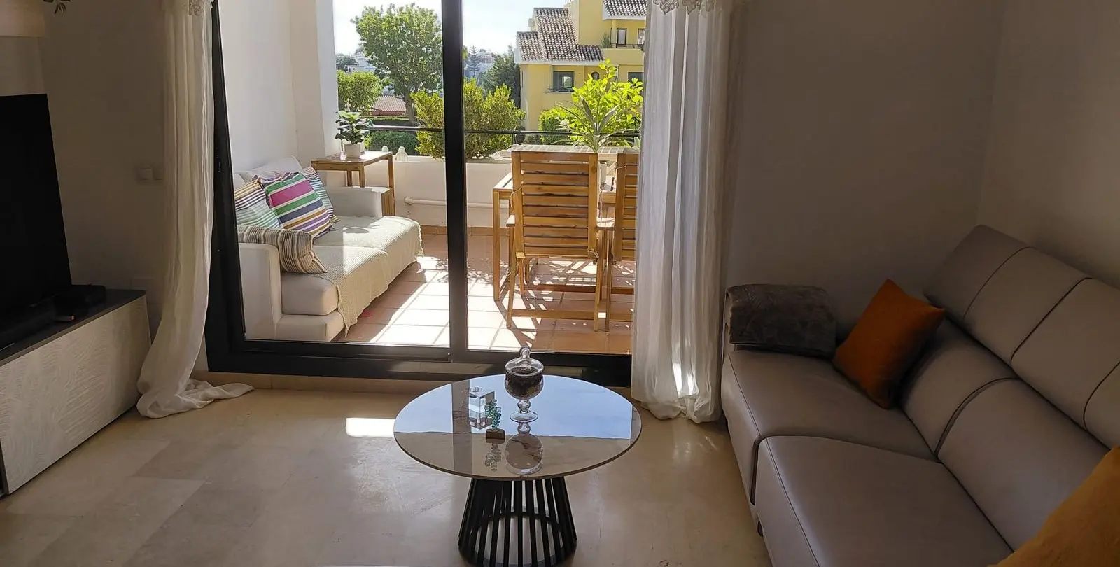 Long-term rent of ground floor apartment in Estepona 8