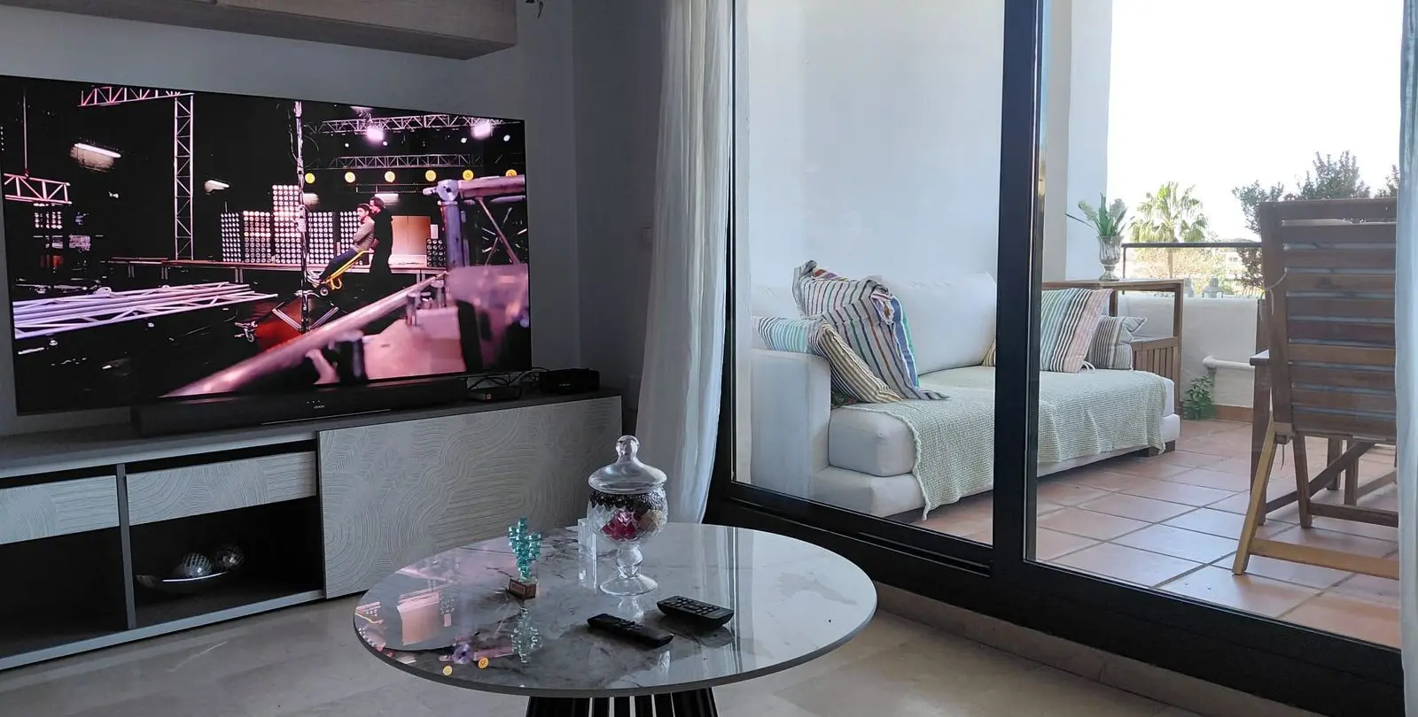 Long-term rent of ground floor apartment in Estepona 14