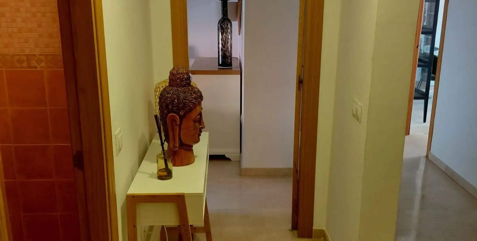 Long-term rent of ground floor apartment in Estepona 22