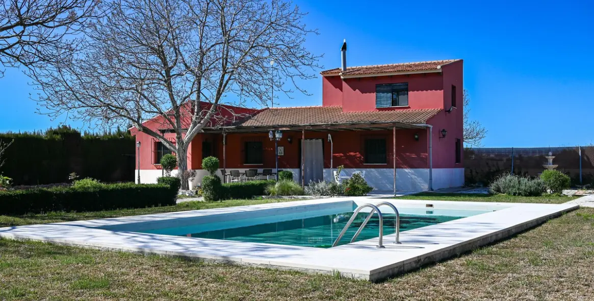 Sale of finca - cortijo in Antequera 1