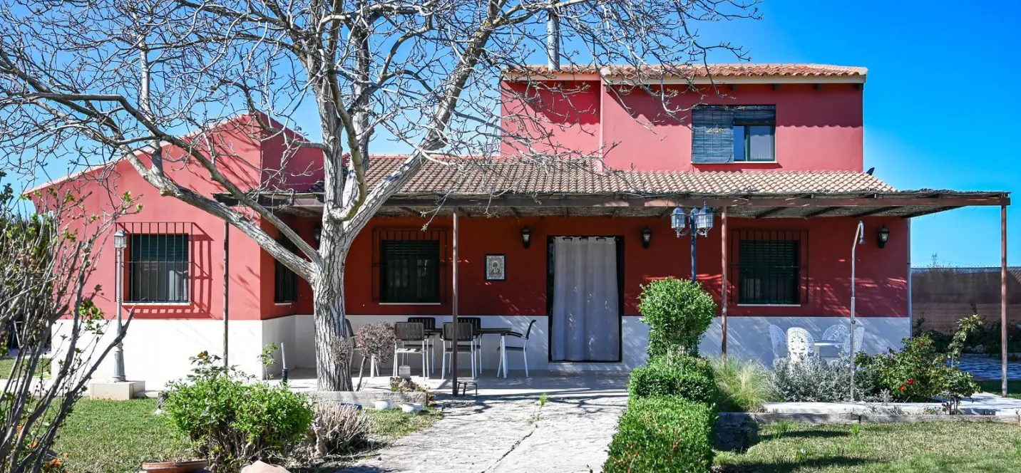 Sale of finca - cortijo in Antequera 1