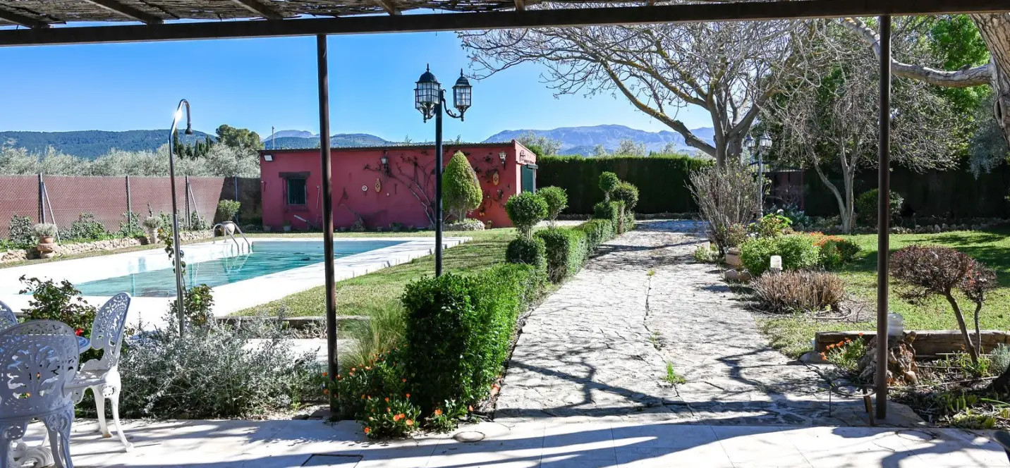 Sale of finca - cortijo in Antequera 2