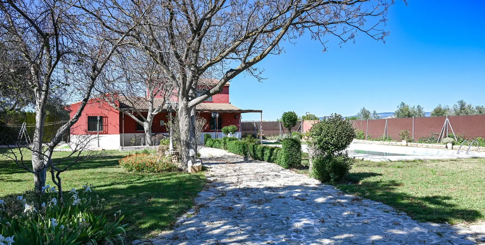Продажа финки в Antequera 5