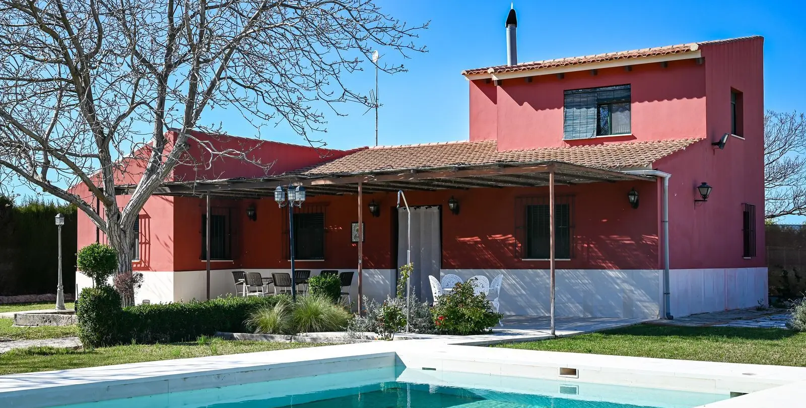 Продажа финки в Antequera 6