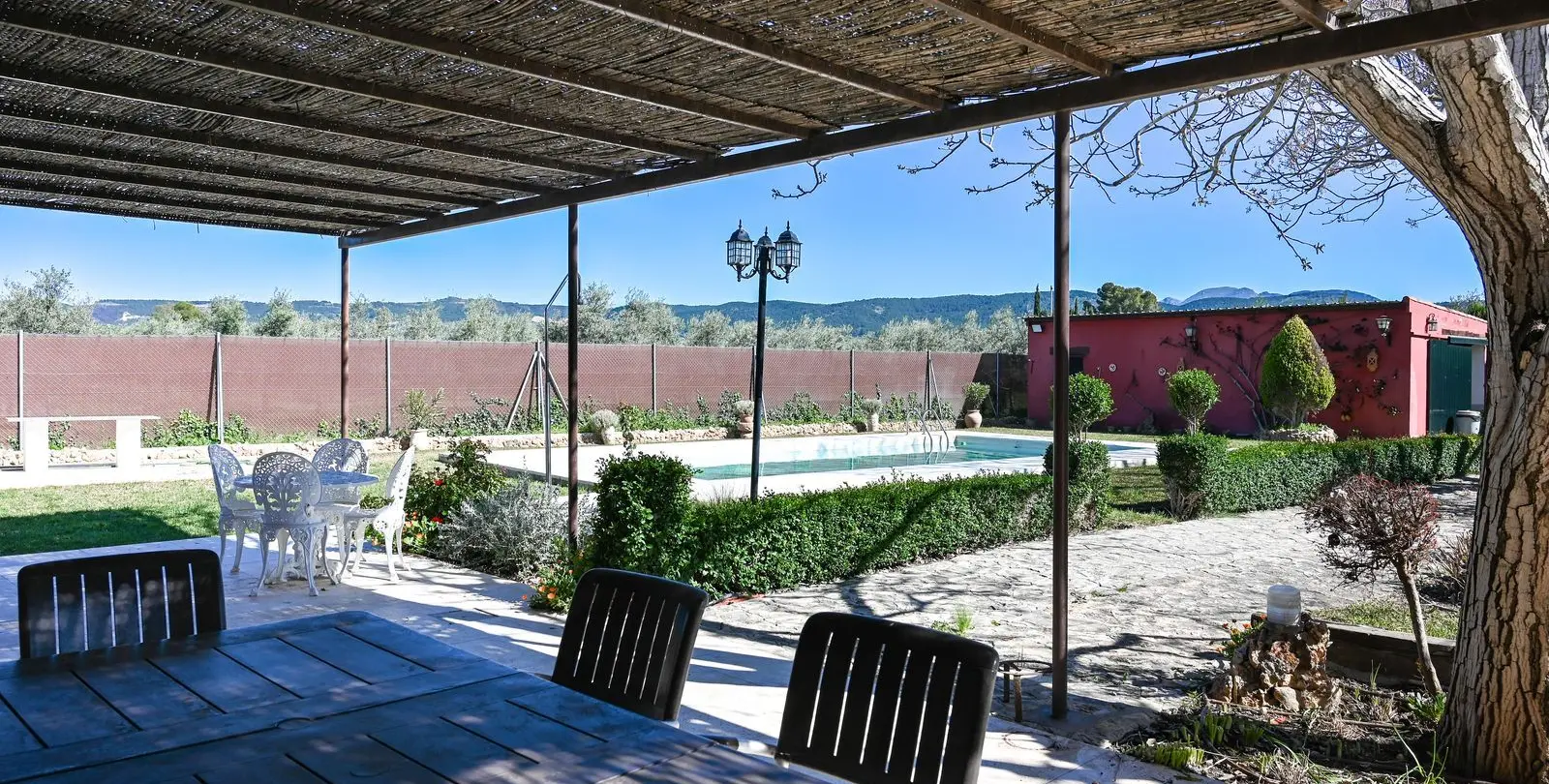 Продажа финки в Antequera 7