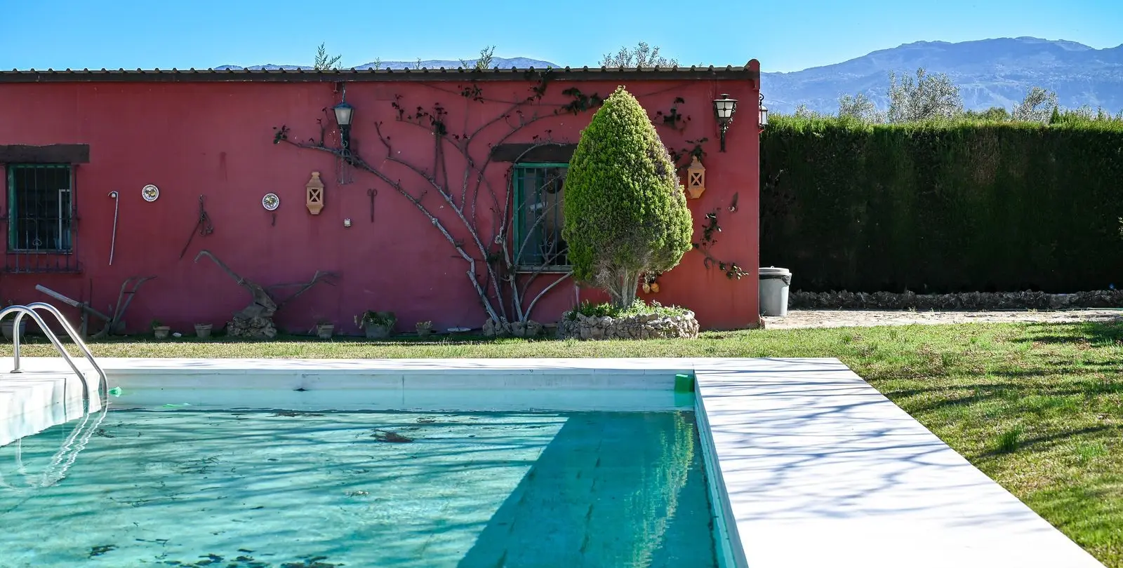Продажа финки в Antequera 9