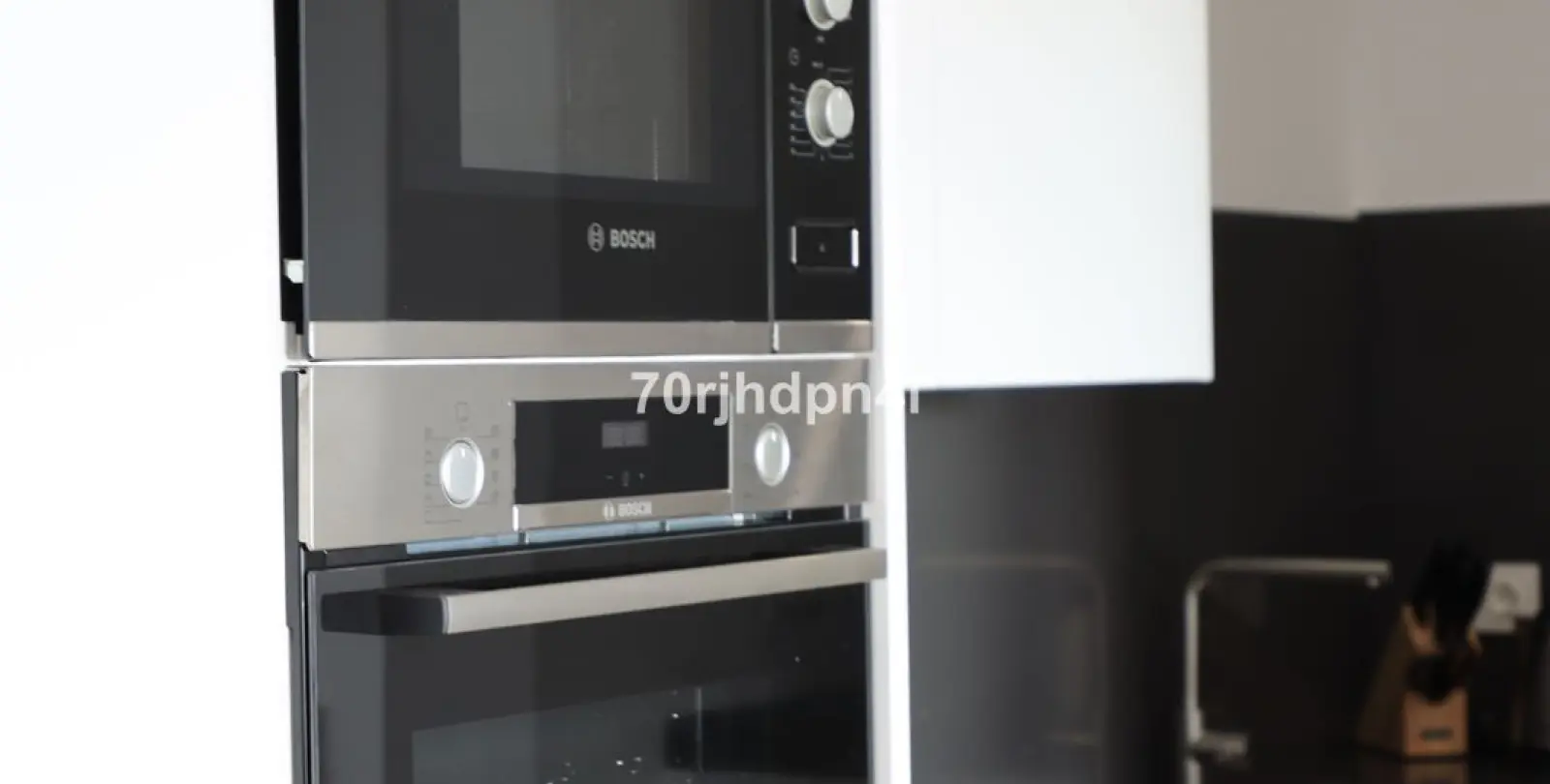 Sale of middle floor apartment in Casares 24