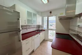 Image 4 thumb