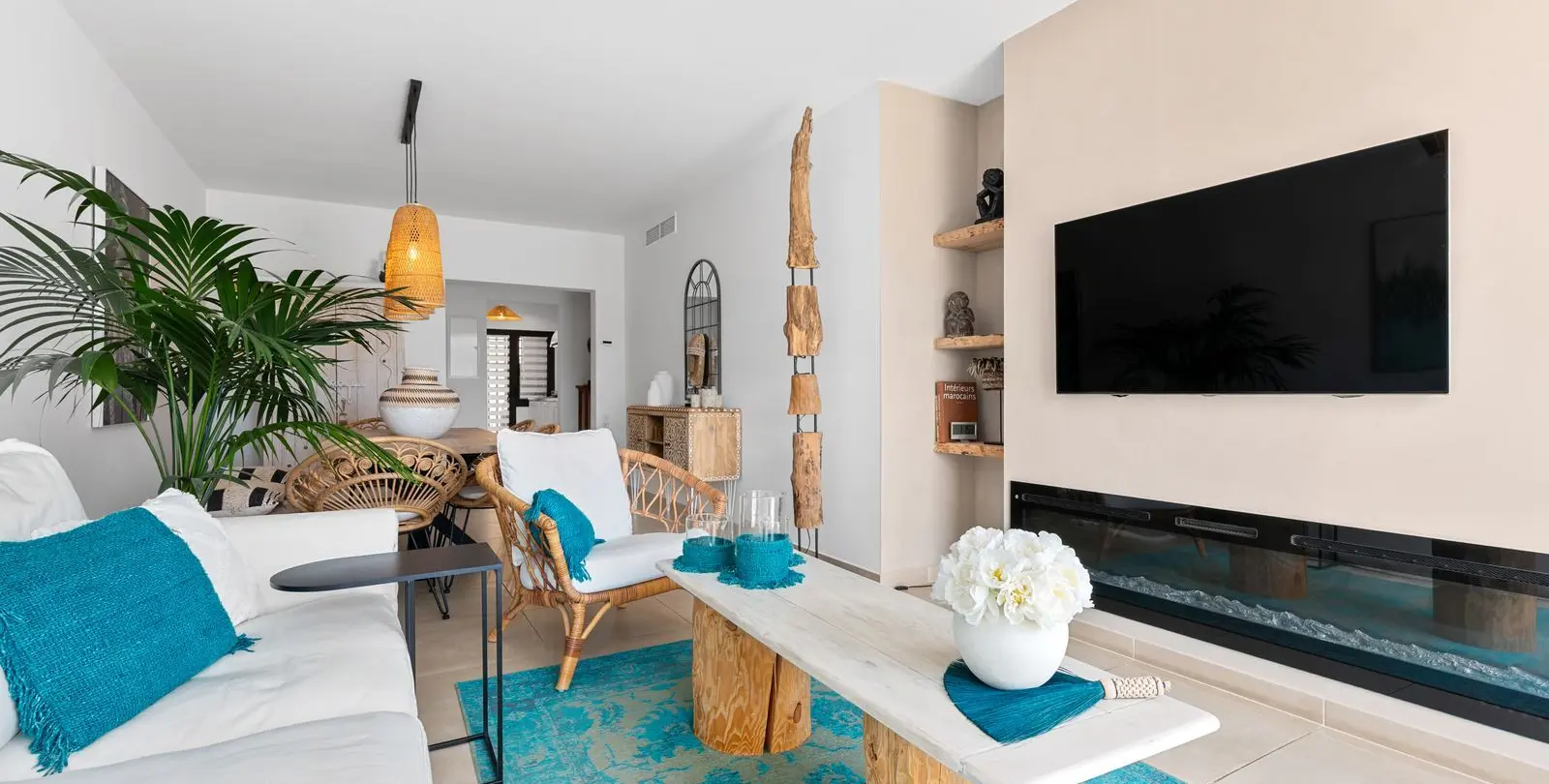 Продажа двухуровневого пентхауса в Estepona 5