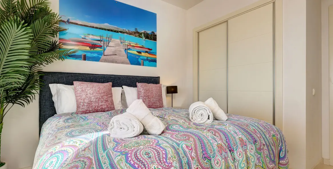 Sale of penthouse in Casares 3