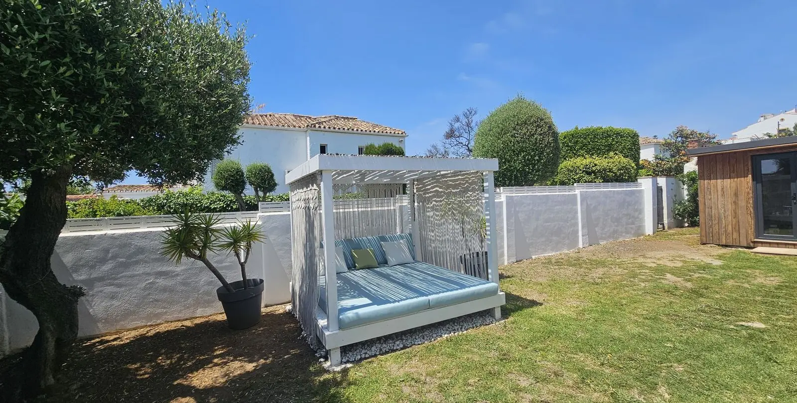 Venta de villa independiente en Calypso 3