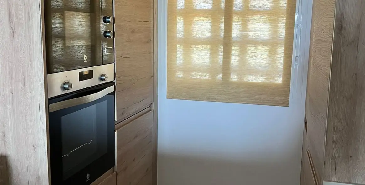 Продажа апартаментов на среднем этаже в The Golden Mile 6