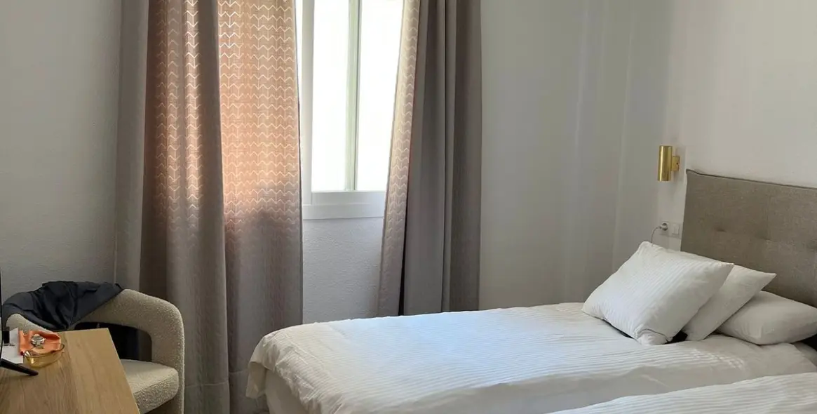 Продажа апартаментов на среднем этаже в The Golden Mile 10