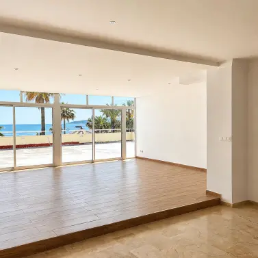 Sale of ground floor apartment in Estepona