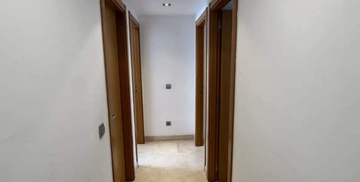 Sale of penthouse in San Pedro de Alcántara 37
