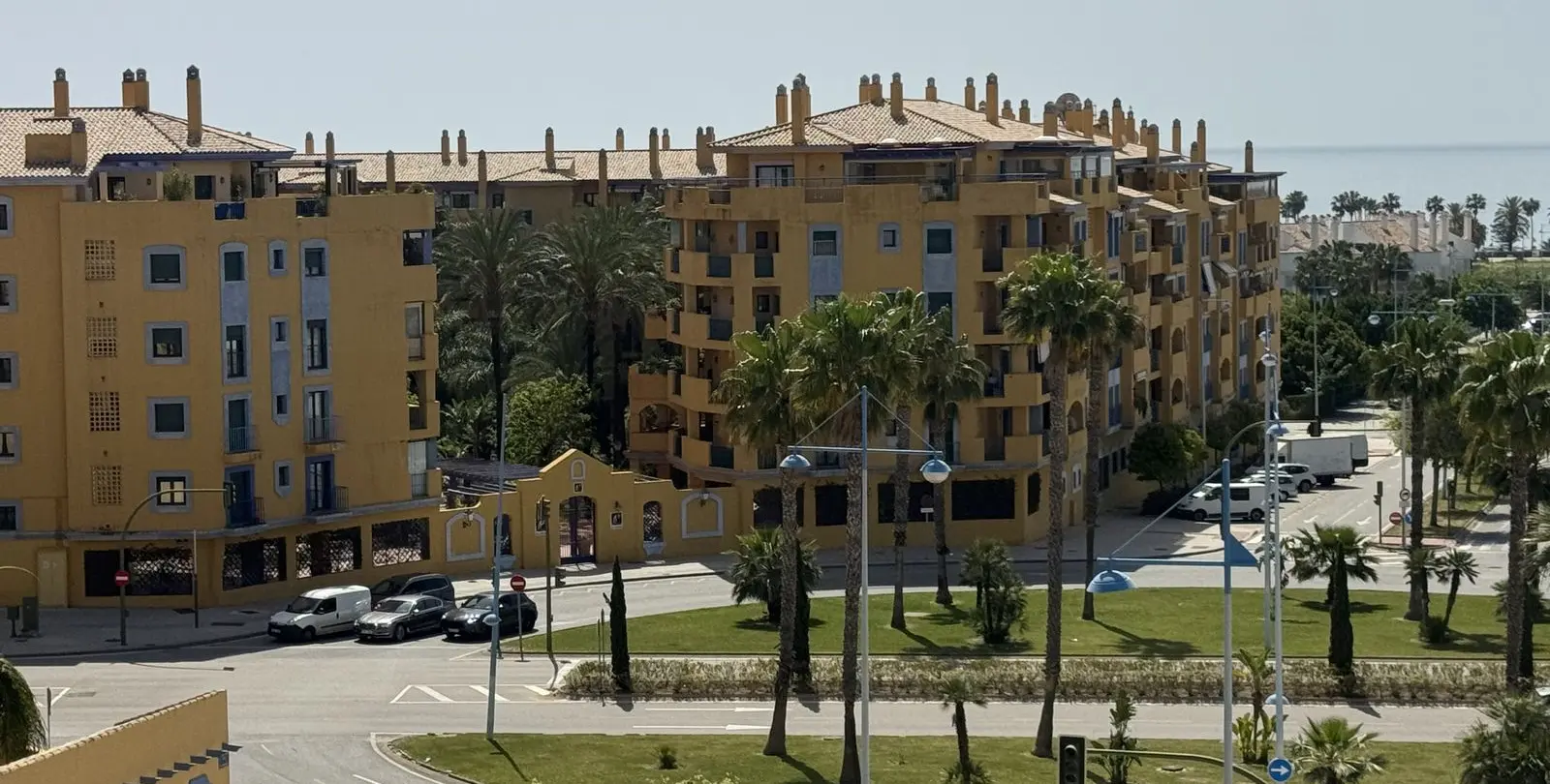 Sale of penthouse in San Pedro de Alcántara 2