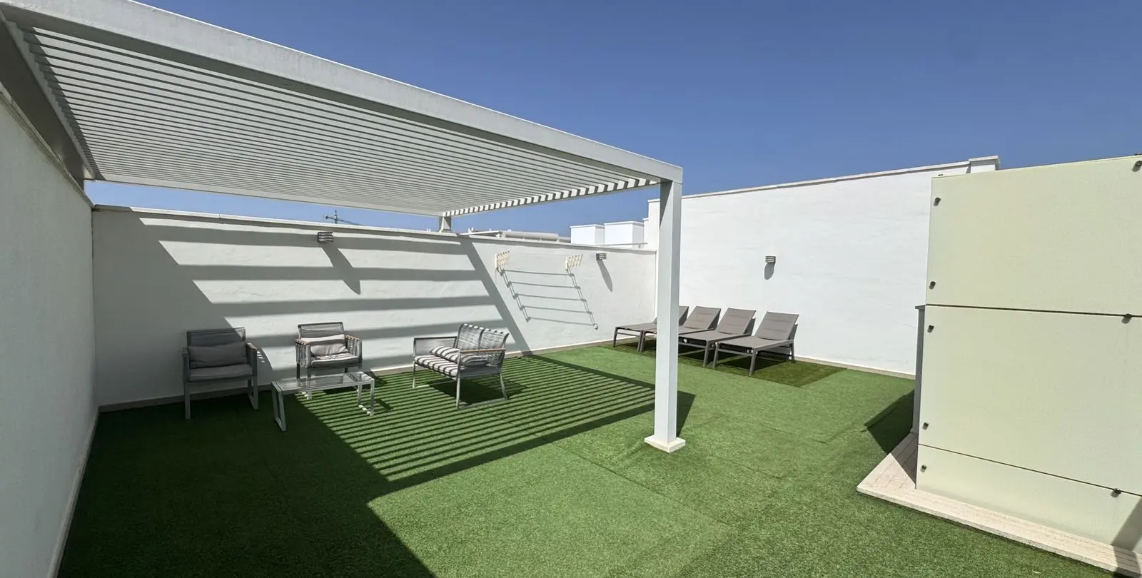 Sale of penthouse in San Pedro de Alcántara 6