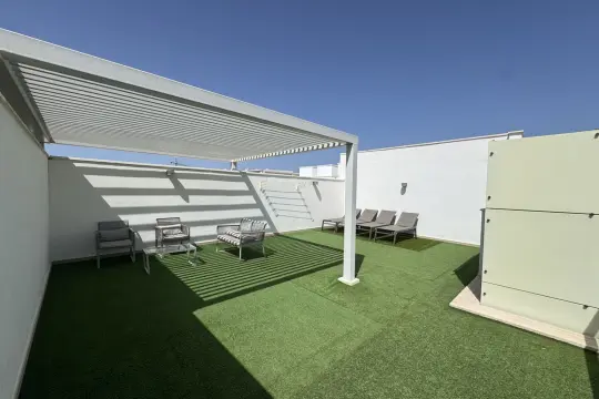 Image 6 thumb