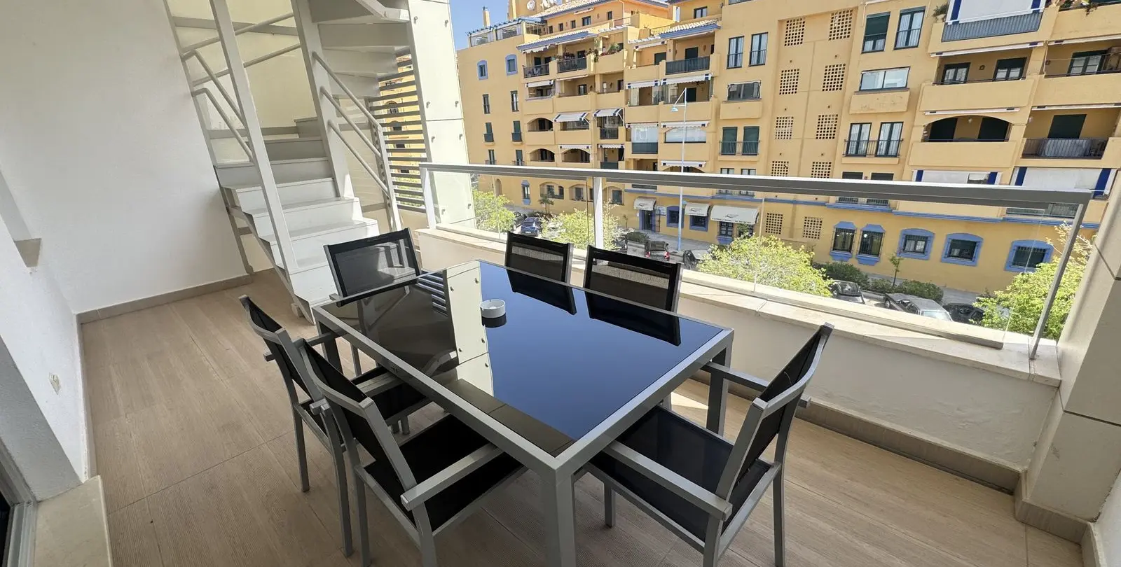Sale of penthouse in San Pedro de Alcántara 10