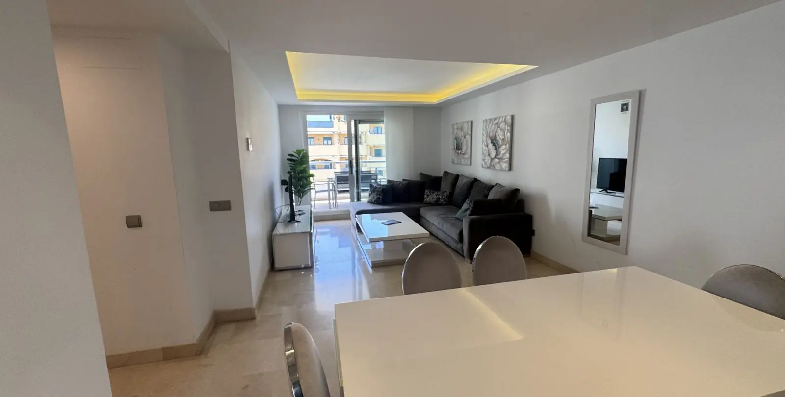 Sale of penthouse in San Pedro de Alcántara 17